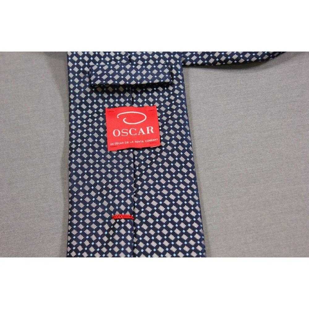 Oscar de la Renta Men's Blue Checked Silk Tie Necktie 3.5